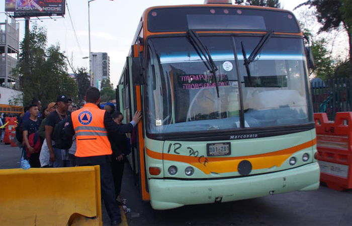 Solo por dos meses más se darán bonos de gasolina para transporte público en la CdMx