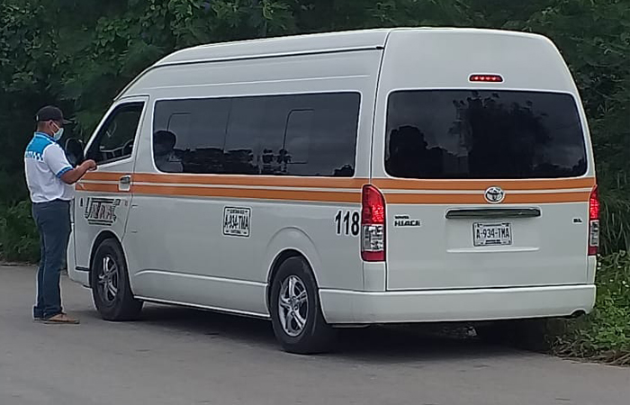 Exhortan a la población a no abordar unidades de transporte público con sobrecupo