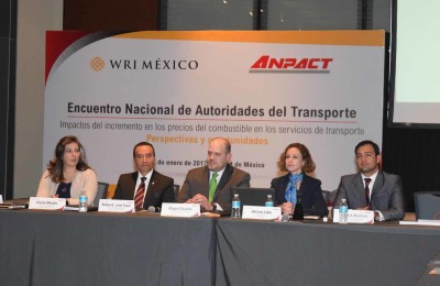 16326372_1438641656146101_1985794689_o