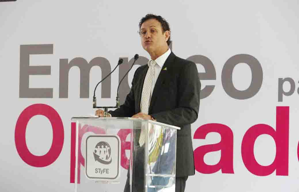 EMPLEO