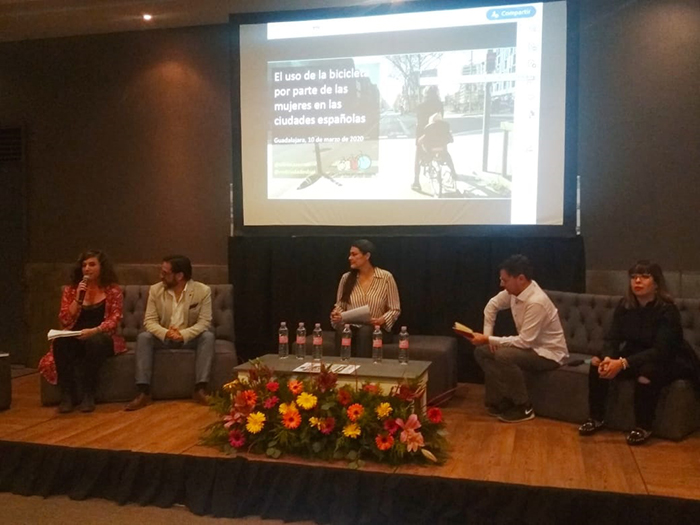 Jalisco trabaja política pública de movilidad con perspectiva de género