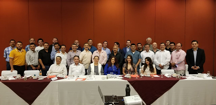 Se capacitan empresarios del transporte en Jalisco