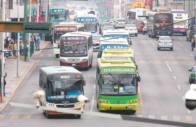 Ante inconformidad, ajustan horario de transporte en NL