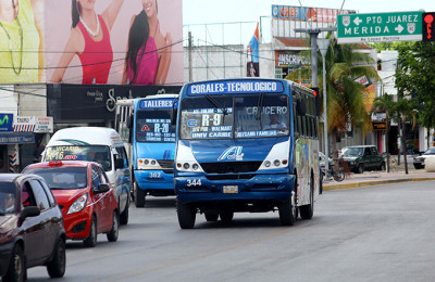Reducen 40% de unidades de transporte público en Cancún