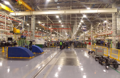 Daimler reactiva la operación en las plantas de Saltillo y Santiago