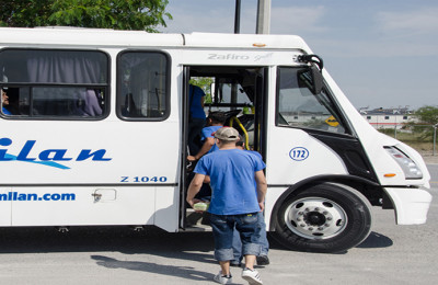 En NL piden apostarle al transporte de personal