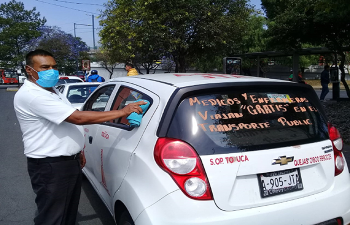 Enfermeras y médicos viajan gratis en transporte público de Edomex