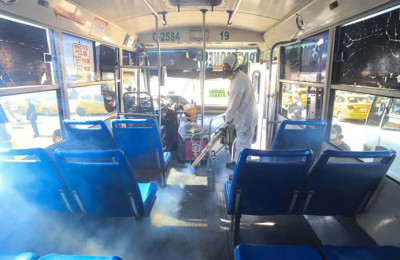 Ayuntamiento de Torreón sanitiza unidades de transporte público