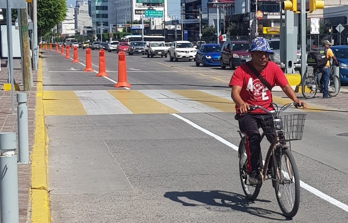 Habilitan ciclovía temporal en León