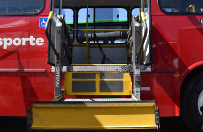 Plantean que todo el transporte público se habilite para personas con discapacidad