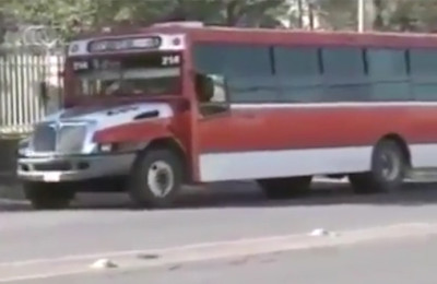 Circulan con 8 pasajeros autobuses en Parral