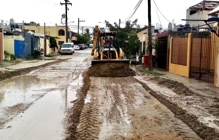 Huracán Genevieve afecta servicio de transporte en Cabo San Lucas