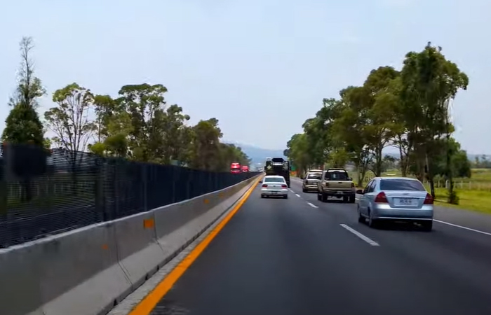 Alto riesgo enfrenta transporte público en Autopista México-Pachuca