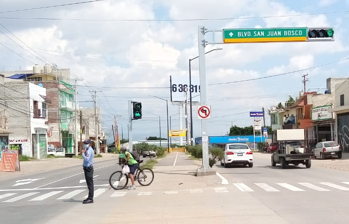 Construyen ciclovía en zona norte de León
