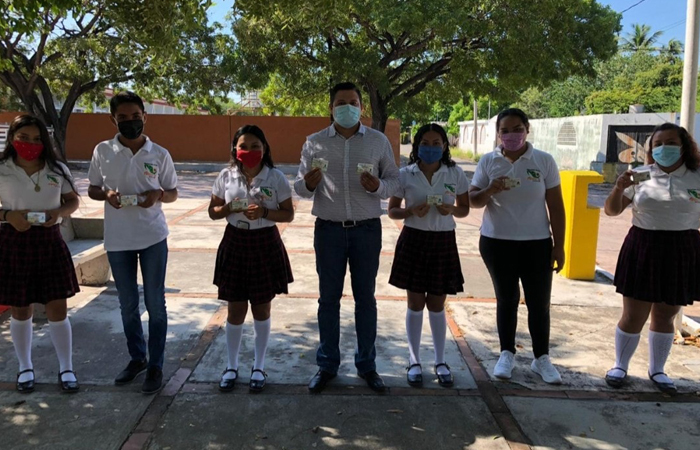 En Colima se entregarán credenciales para descuento en transporte público