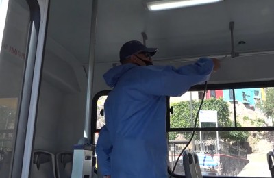 Buscan reglamentar que concesionarios saniticen el transporte público en Guanajuato