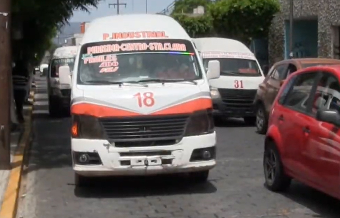 Envejecen unidades de transporte público en Tehuacán, Puebla.
