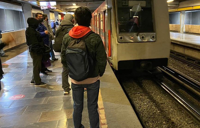 La estación Zócalo del Metro en la CdMx registra cierres parciales