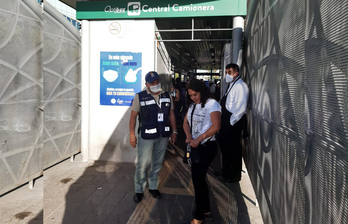 Usuarios relajan medidas sanitarias en el transporte público de León
