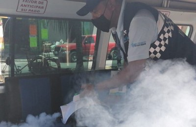 Retoman desinfección de transporte público en Quintana Roo