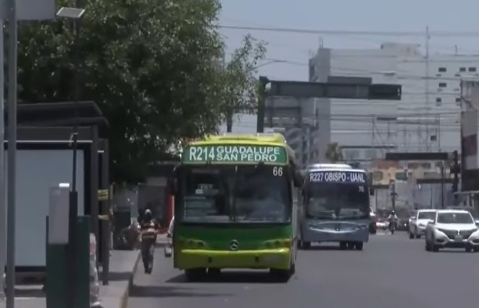Llama CEDH a reforzar medidas sanitarias en transporte en Nuevo León