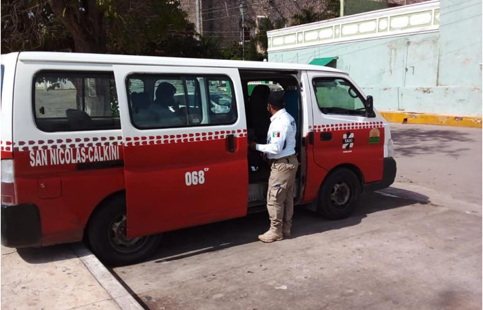 Sanción a conductores de transporte público en Campeche