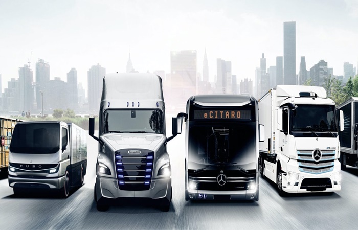 DAIMLER