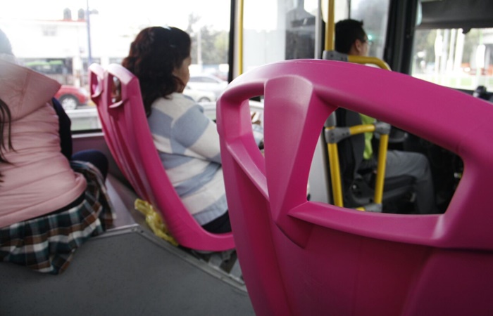 transporte asientos rosas