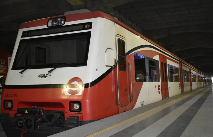 Tren Suburbano
