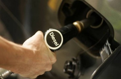 LUXEMBOURG - MAY 29:  A driver fills up the tank of his car with diesel at a fuel station on May 29, 2008 in Luxembourg city. Customers are driving up to 100 km from neighbouring countries Belgium, France and Germany to fill up their vehicles with fuel, which is much cheaper in Luxembourg due to lower taxes. (Photo by Mark Renders/Getty Images)