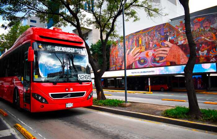 TROLEBUS