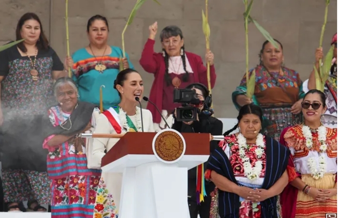 Claudia 100 compromisos