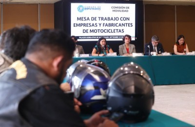 Mesa de motos Congreso