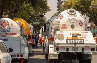 Transporte pipa Cdmx