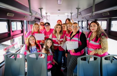 Graduacion Mujeres al Volante 1