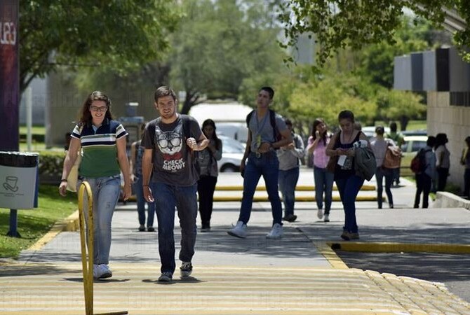 Estudiantes UAA