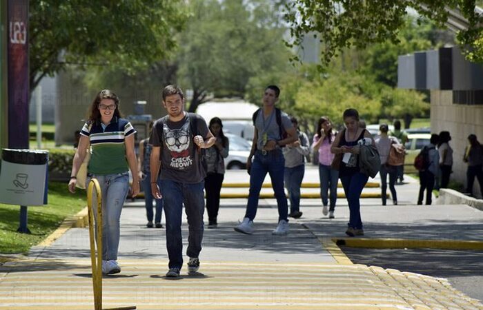 Estudiantes UAA