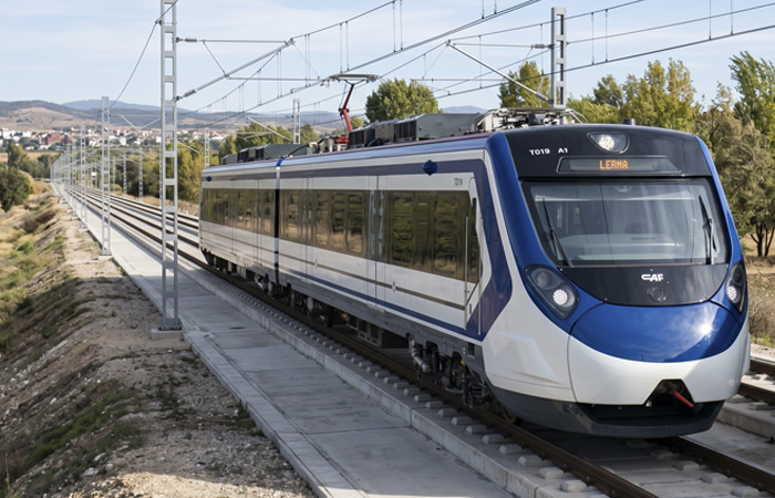LA CIUDAD QUE LLEGA AL TREN