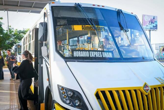 León transporte